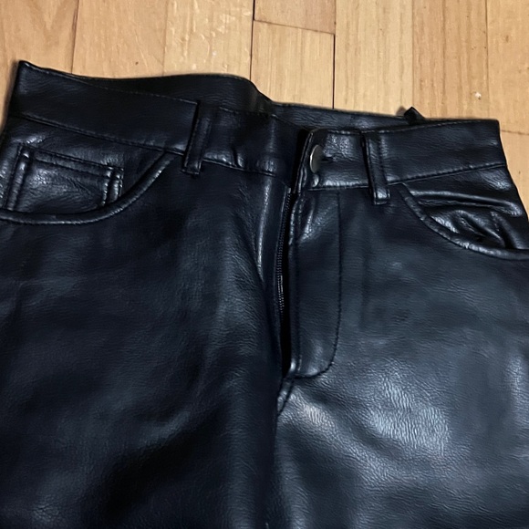 Vintage Formula X  Black Women's biker faux leather pants size 1 - Picture 5 of 5